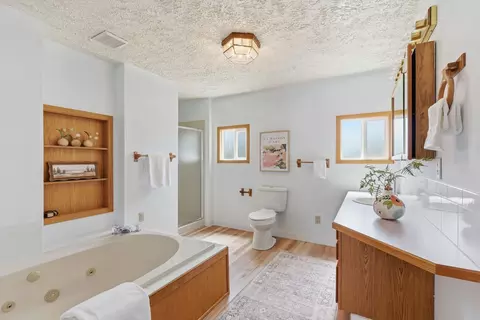 Bath - 14406 E 7th Ave, Spokane Valley, WA 99216 photo 1 of 6