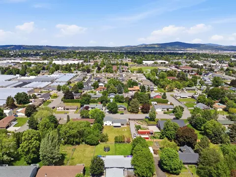 View/Area - 14406 E 7th Ave, Spokane Valley, WA 99216 photo 3 of 4