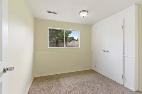 Bedroom - 14406 E 7th Ave, Spokane Valley, WA 99216 photo 8 of 9