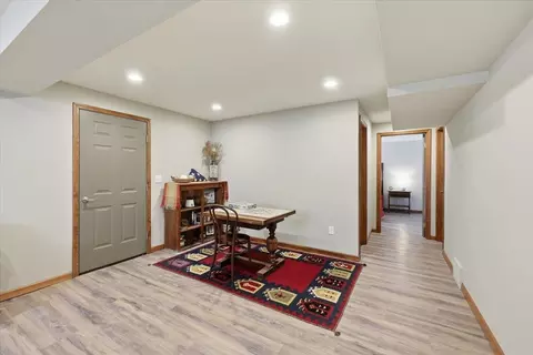 Entry Way - 1632 E 33rd Ave, Spokane, WA 99203 photo 4 of 4
