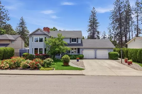 Exterior - 1632 E 33rd Ave, Spokane, WA 99203 photo 10 of 13