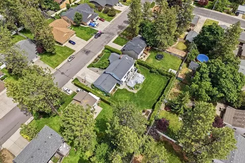 View/Area - 1632 E 33rd Ave, Spokane, WA 99203 photo 1 of 3