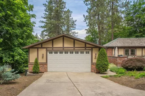 Exterior - 2107 E 16th Ave, Spokane, WA 99203 photo 3 of 15