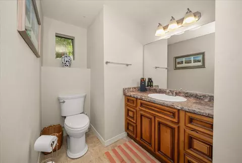 Bath - 2107 E 16th Ave, Spokane, WA 99203 photo 6 of 6