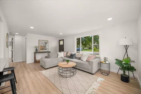 Living - 1224 E Central Ave, Spokane, WA 99208 photo 1 of 2