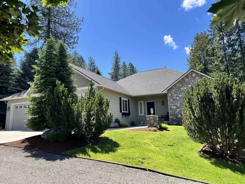 11334 N Whitworth Dr, Spokane, WA 99218