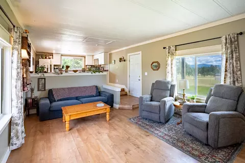212 E Donna Ln, Colbert, WA 99005 photo 3