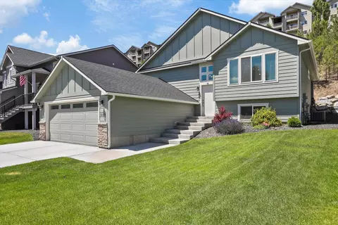 16105 N Gleneden Dr, Spokane, WA 99208