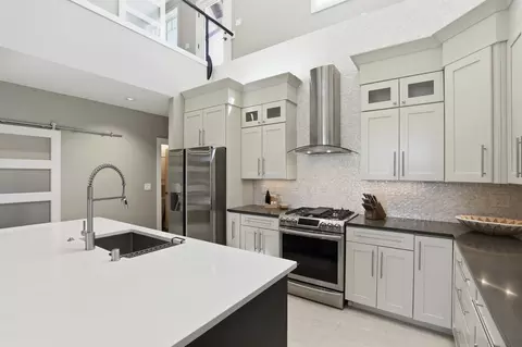 Kitchen - 314 E 10th Ave, Spokane, WA 99202 photo 2 of 4