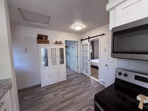 Entry Way - 2114 E Rowan Dr, Spokane, WA 99207 photo 4 of 4