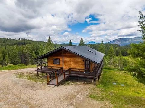 1812 B Wildrose Way, Addy, WA 99101