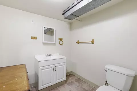 Bath - 917 E Glass Ave, Spokane, WA 99207 photo 2 of 2