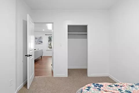 Bedroom - 2803 E Hartson Ave, Spokane, WA 99202 photo 4 of 10