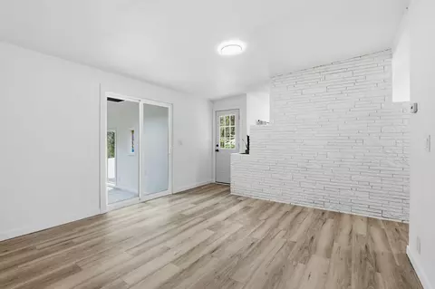 Living - 11406 E 19th Ave, Spokane Valley, WA 99206 photo 6 of 10