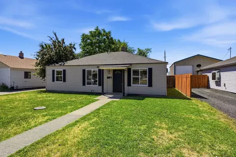 3014 Ermina Ave, Spokane, WA 99207
