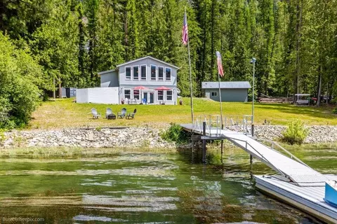 22373 Leclerc N Rd, Cusick, WA 99119