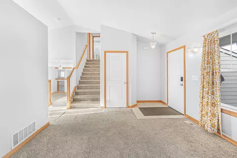 Entry Way - 1706 E Vanetta Ave, Spokane, WA 99217 photo 1 of 1