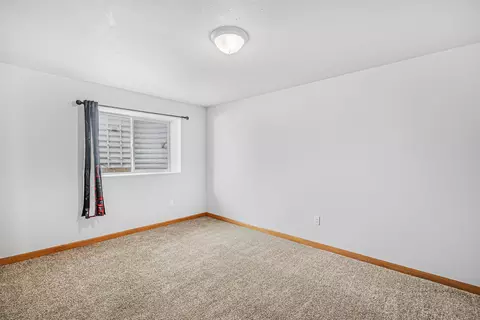 Bedroom - 1706 E Vanetta Ave, Spokane, WA 99217 photo 7 of 7