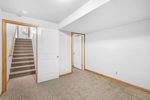 Bedroom - 1706 E Vanetta Ave, Spokane, WA 99217 photo 5 of 7