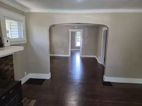 516 Ermina Ave, Spokane, WA 99207 photo 4