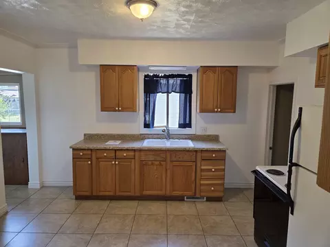 516 Ermina Ave, Spokane, WA 99207 photo 7