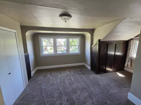 516 Ermina Ave, Spokane, WA 99207 photo 13