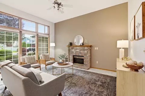 325 E Piper Glen Ct, Colbert, WA 99005 photo 2