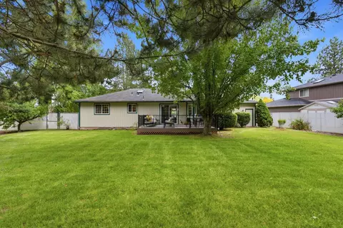 325 E Piper Glen Ct, Colbert, WA 99005 photo 5