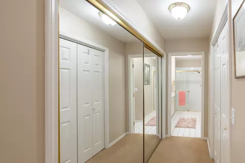 Entry Way - 40 E Falcon Ave, Spokane, WA 99218 photo 1 of 1