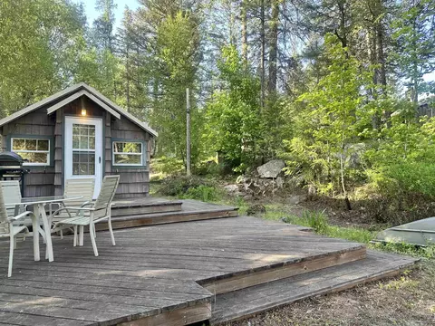 40 Poirier Rd, Newport, WA 99156