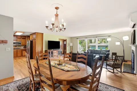 Dining - 1922 E 36th Ave, Spokane, WA 99203 photo 2 of 2