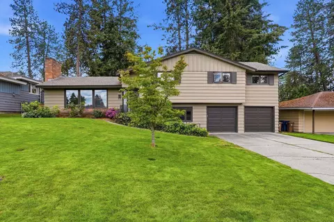 Exterior - 1922 E 36th Ave, Spokane, WA 99203 photo 2 of 8