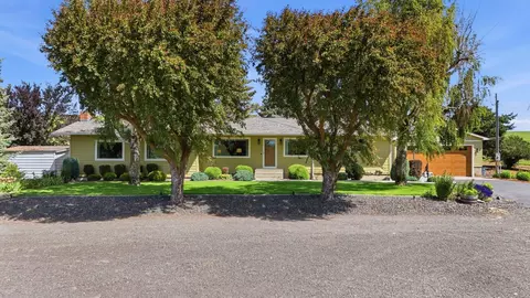 12103 E Spring Valley Rd, Latah, WA 99018