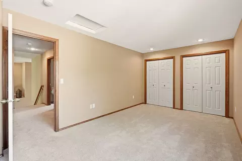 Bedroom - 1215 E Huron Dr, Spokane, WA 99208 photo 4 of 6