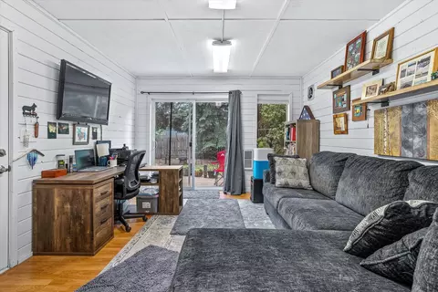 Living - 4026 E 24th Ave, Spokane, WA 99223 photo 5 of 5