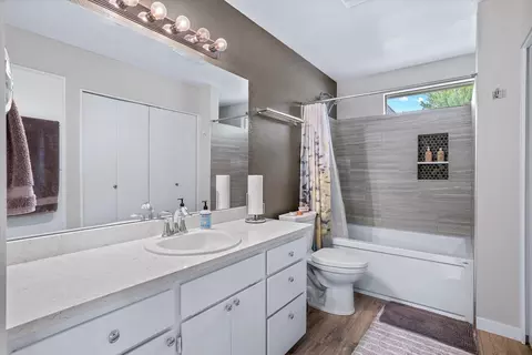 Bath - 4026 E 24th Ave, Spokane, WA 99223 photo 1 of 1