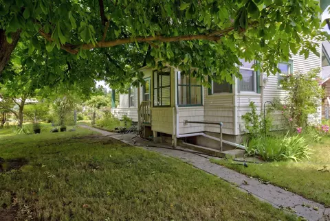 Exterior - 1118 Everett Ave, Spokane, WA 99207 photo 9 of 13