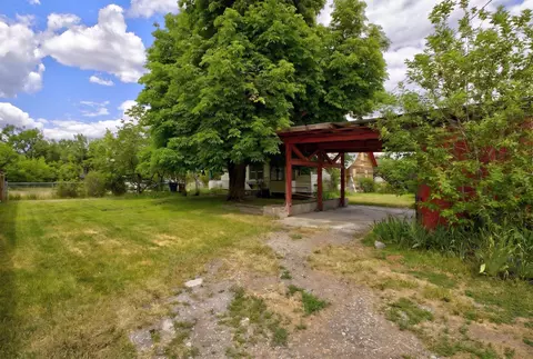 Exterior - 1118 Everett Ave, Spokane, WA 99207 photo 11 of 13