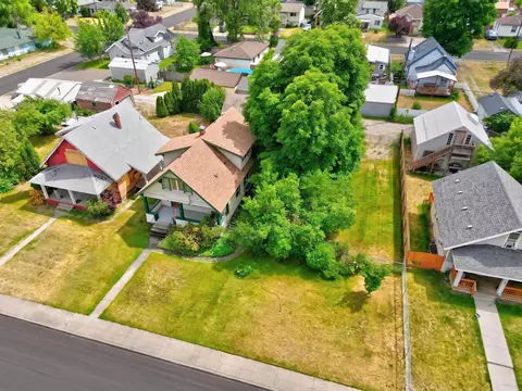 View/Area - 1118 Everett Ave, Spokane, WA 99207 photo 2 of 2