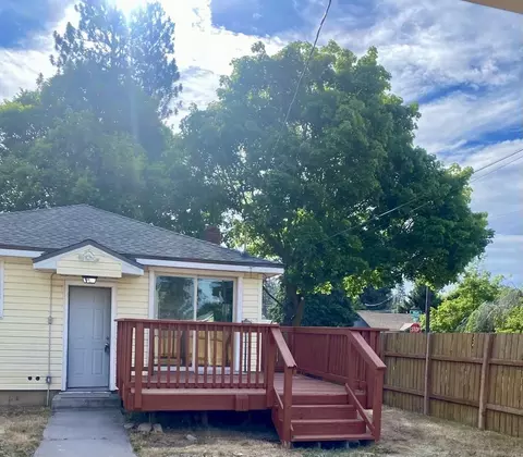 5801 N Wall St, Spokane, WA 99205