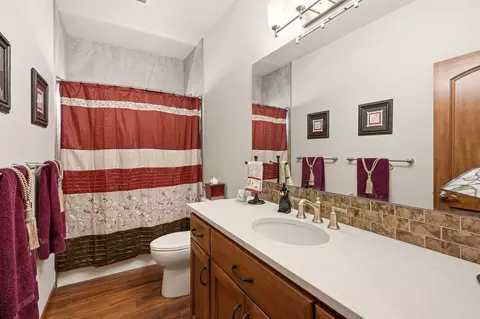 Bath - 2106 E Aspen Ln, Spokane, WA 99205 photo 3 of 3