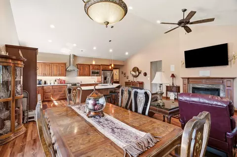 Dining - 2106 E Aspen Ln, Spokane, WA 99205 photo 2 of 2