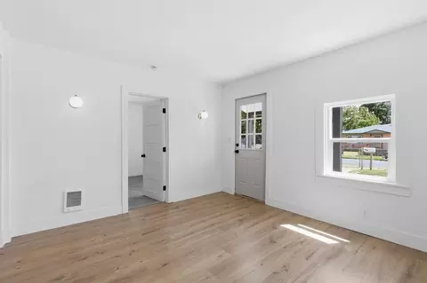 Living - 2927 E Columbia Ave, Spokane, WA 99208 photo 3 of 3