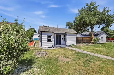 Exterior - 2927 E Columbia Ave, Spokane, WA 99208 photo 8 of 8