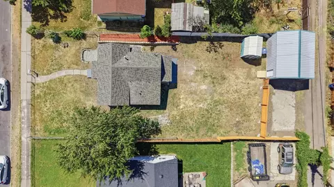 View/Area - 2927 E Columbia Ave, Spokane, WA 99208 photo 1 of 6