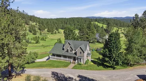 9516 E Day Rd, Mead, WA 99021