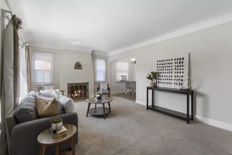 Living - 307 E Hoffman Ave, Spokane, WA 99207 photo 2 of 3