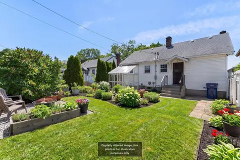 Exterior - 307 E Hoffman Ave, Spokane, WA 99207 photo 4 of 14
