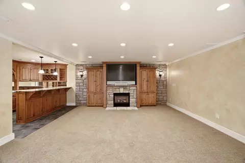 Living - 1505 E Legacy Ln, Spokane, WA 99208 photo 10 of 10