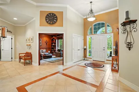 Entry Way - 1505 E Legacy Ln, Spokane, WA 99208 photo 1 of 3